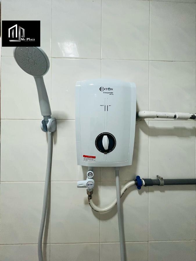 2 Storey 5Br 16Pax Semabok Taman Cheng Ho, 3 By Myplace Malacca Exterior foto