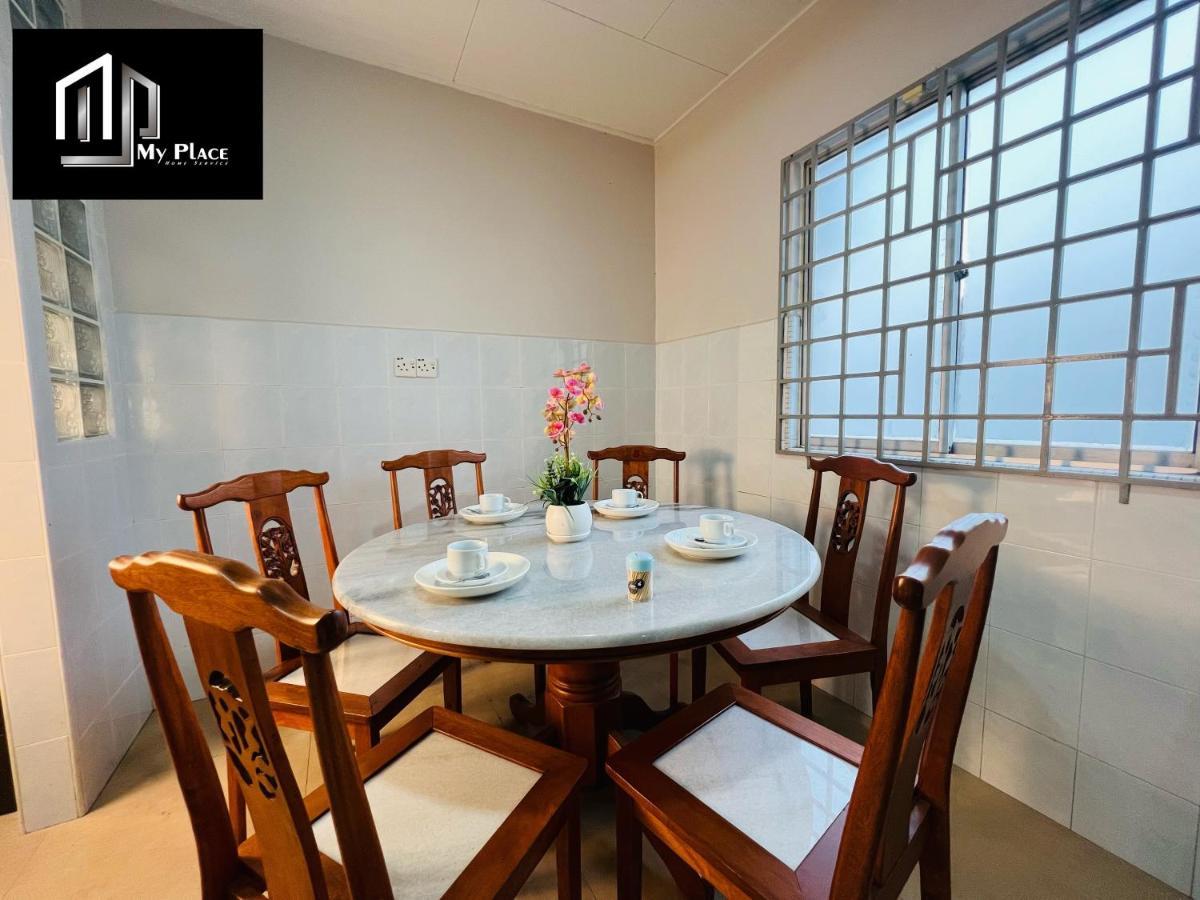 2 Storey 5Br 16Pax Semabok Taman Cheng Ho, 3 By Myplace Malacca Exterior foto