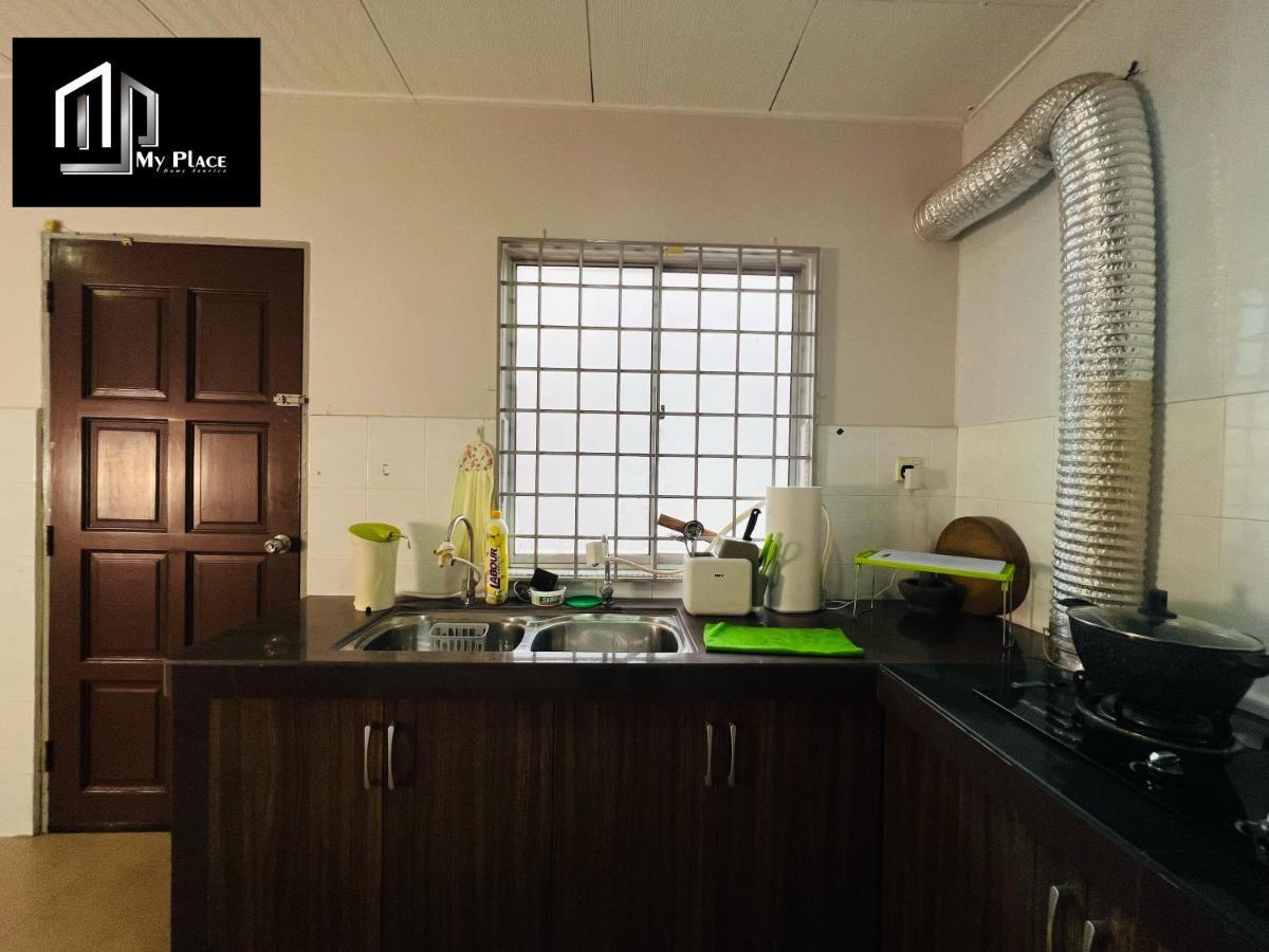 2 Storey 5Br 16Pax Semabok Taman Cheng Ho, 3 By Myplace Malacca Exterior foto