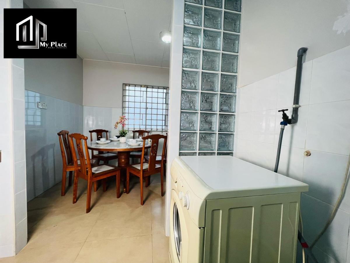 2 Storey 5Br 16Pax Semabok Taman Cheng Ho, 3 By Myplace Malacca Exterior foto