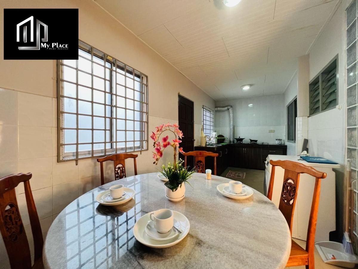 2 Storey 5Br 16Pax Semabok Taman Cheng Ho, 3 By Myplace Malacca Exterior foto